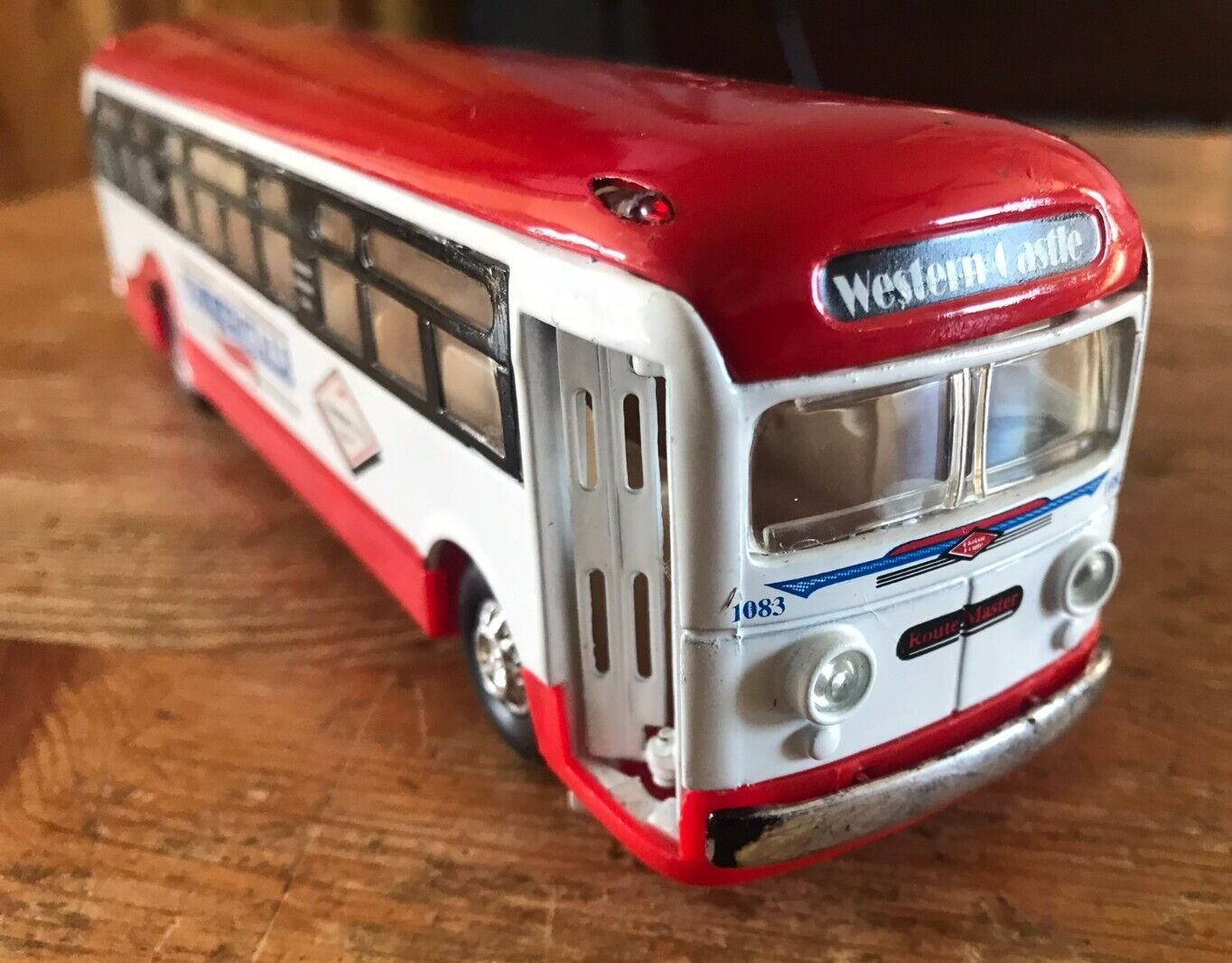 Commercials 1869 International Group Bus Model Western Castle SS 9853 Pull Back