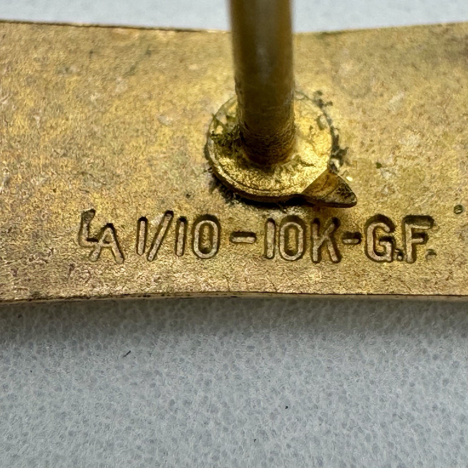 VTG 10k Gold Fill Greyhound Bus Dog Logo Lapel Pin Tie Tack RARE