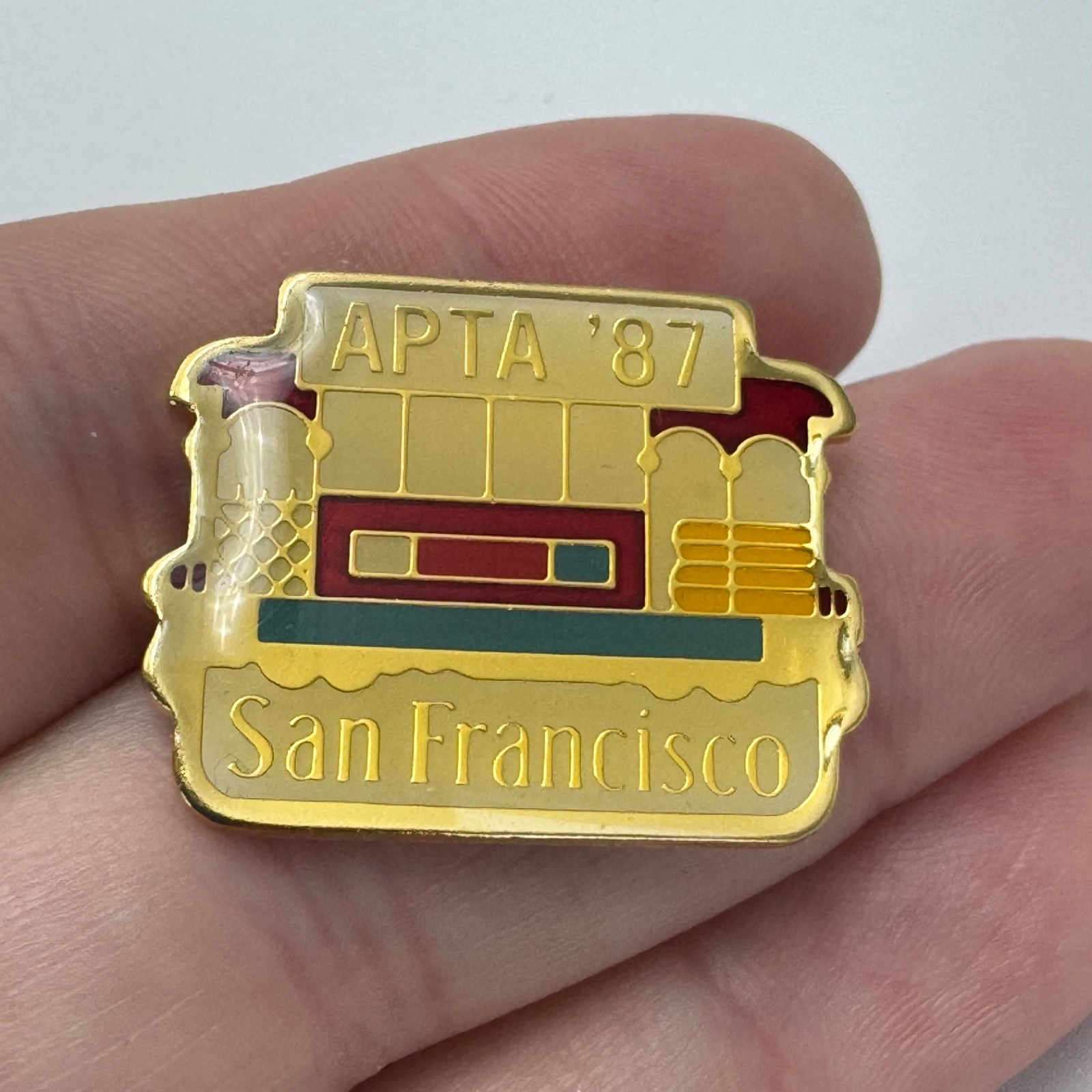 APTA 1987 San Francisco Cable Car Trolley Lapel Pin Gold