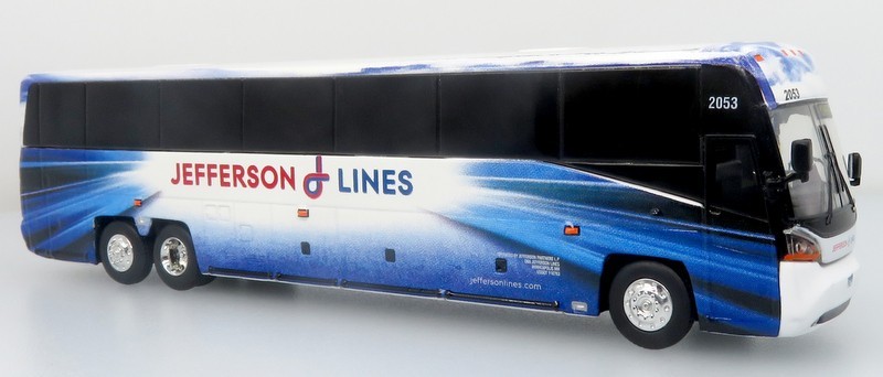 MCI D4520 Coach Bus: Jefferson Lines 1:87 (HO) Diecast Model Bus