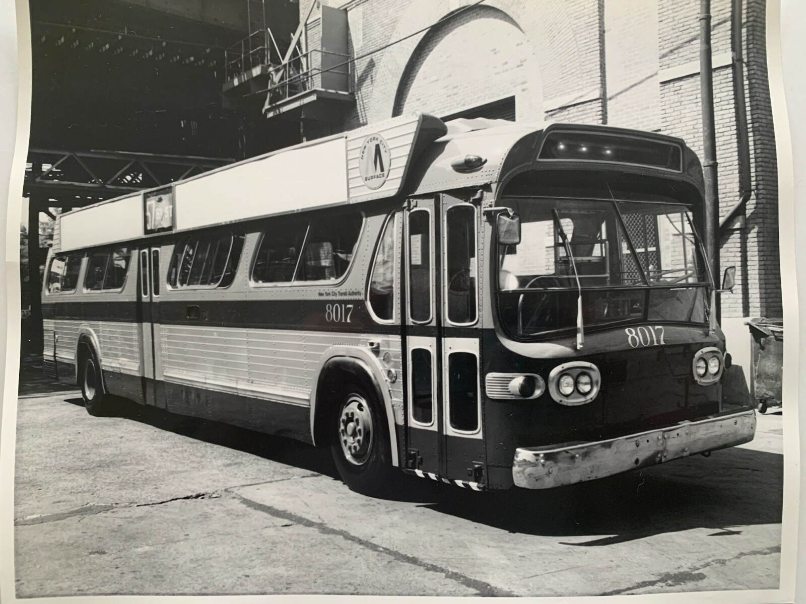 8X10 NY NYC 1966 GMC BUS #8017 B&W PHOTOGRAPH UNDER ELEVATED NYC SUBWAY TRESLE