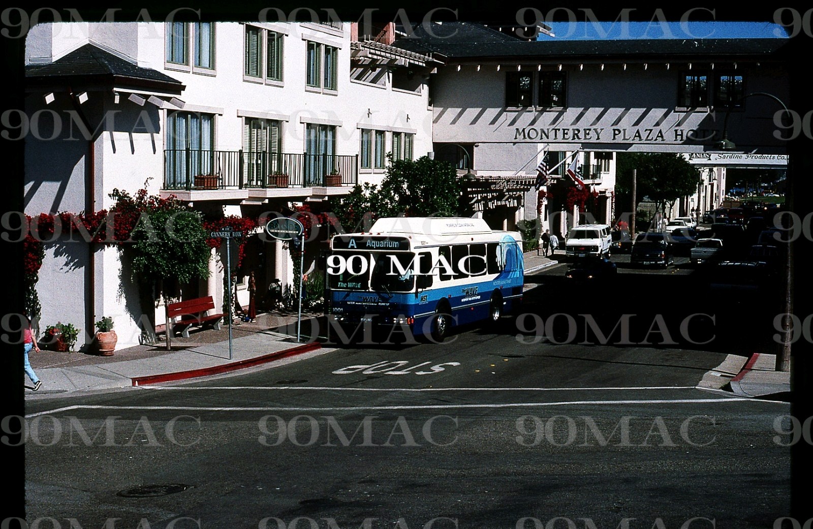 MST. ORION V BUS #1001. Monterey (CA). Original Slide 1997. (A)