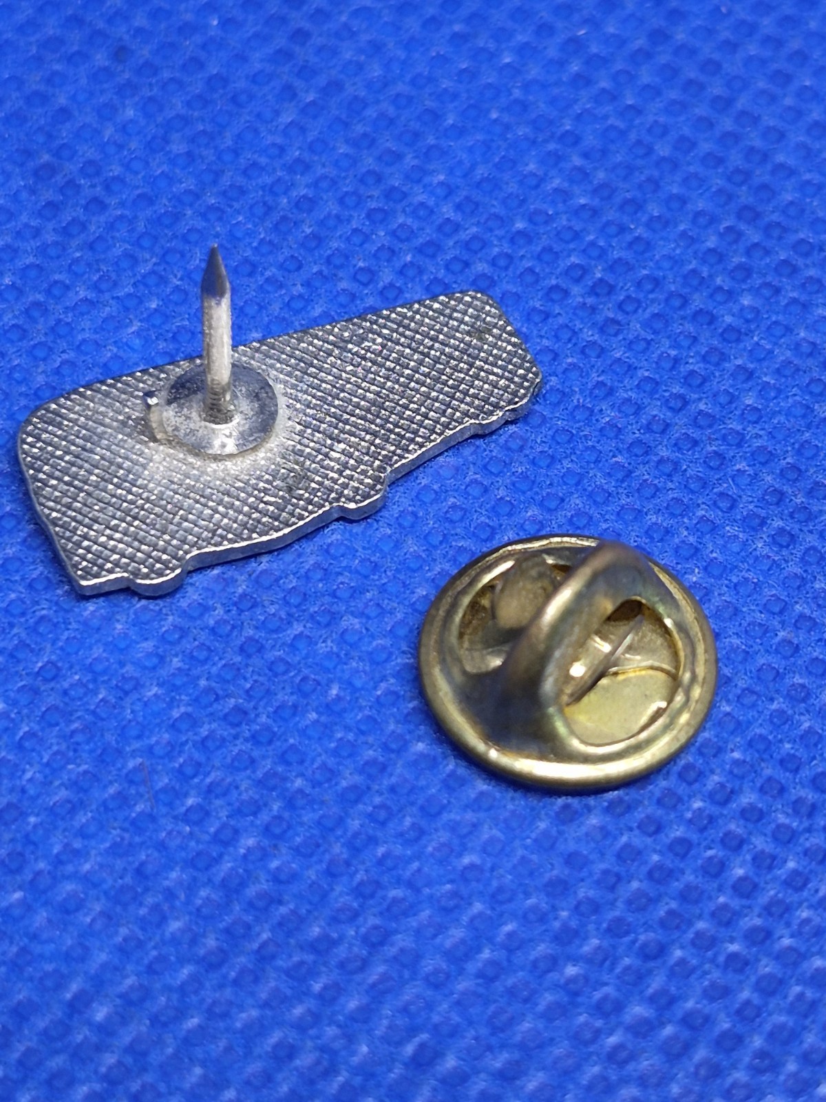 Greyhound Bus Lapel / Pin