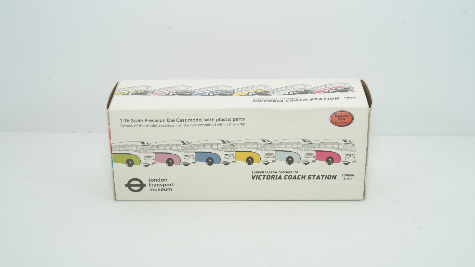 EFE Gilbow 1/76 Bristol RELH Red & White Victoria Coach Series Bus 99704 NEW B23