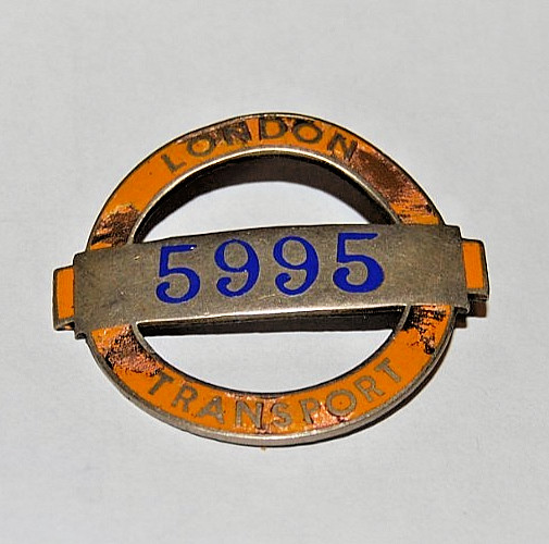 Vintage London Transport UK Enamel Cap Badge #5995 Mf by Gaunt