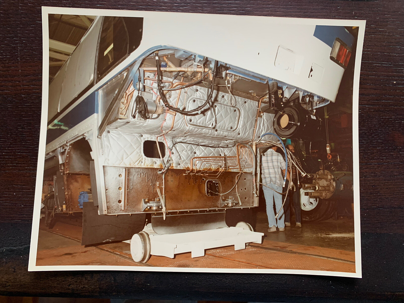 8X10 NY NYC NEW YORK CITY SURFACE TRANSIT BUS COLOR PHOTOGRAPH GARAGE MECHANIC