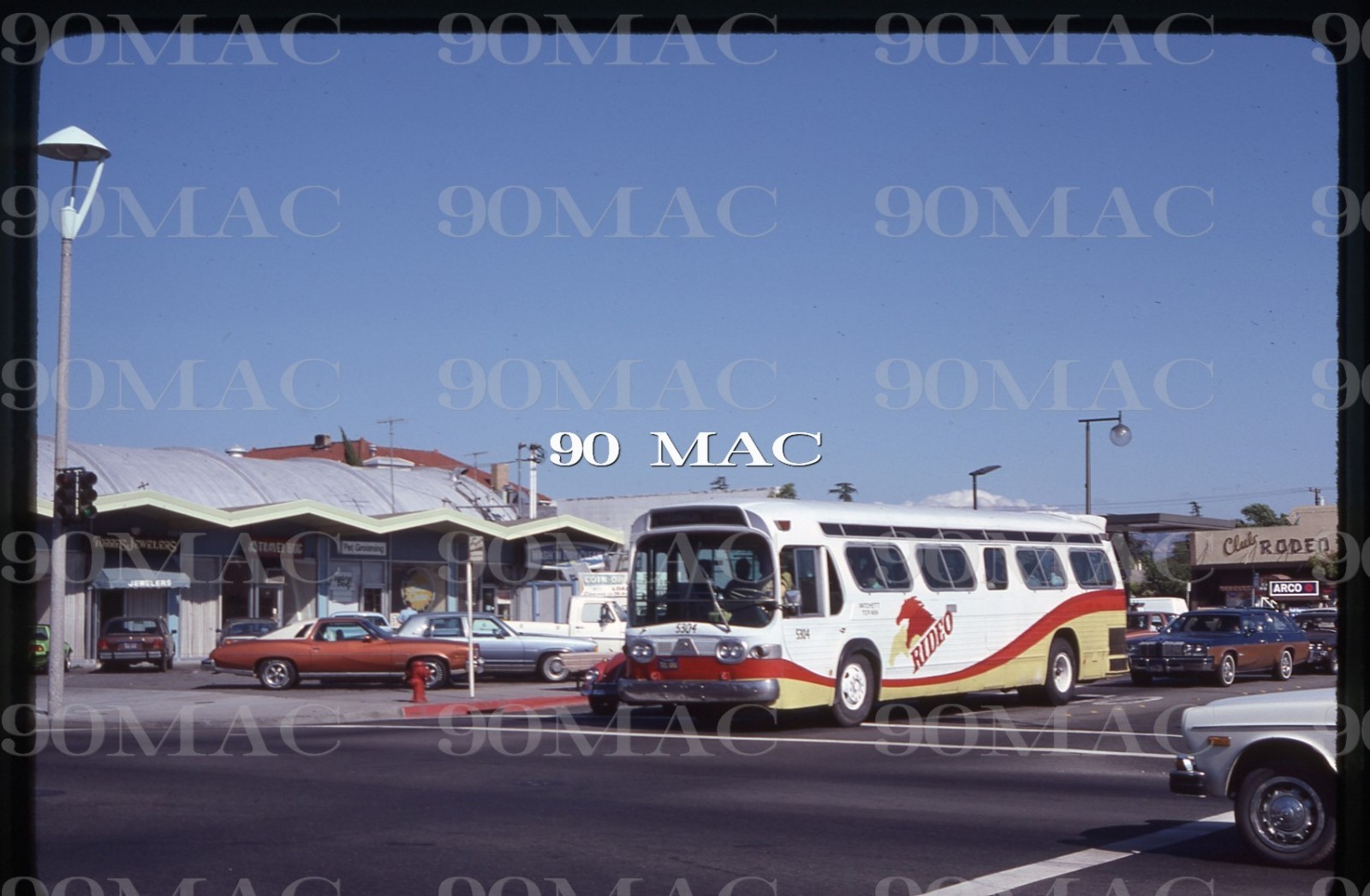 RIDEO. GM COACH Bus #5304. Livermore (CA). Original Slide 1980.