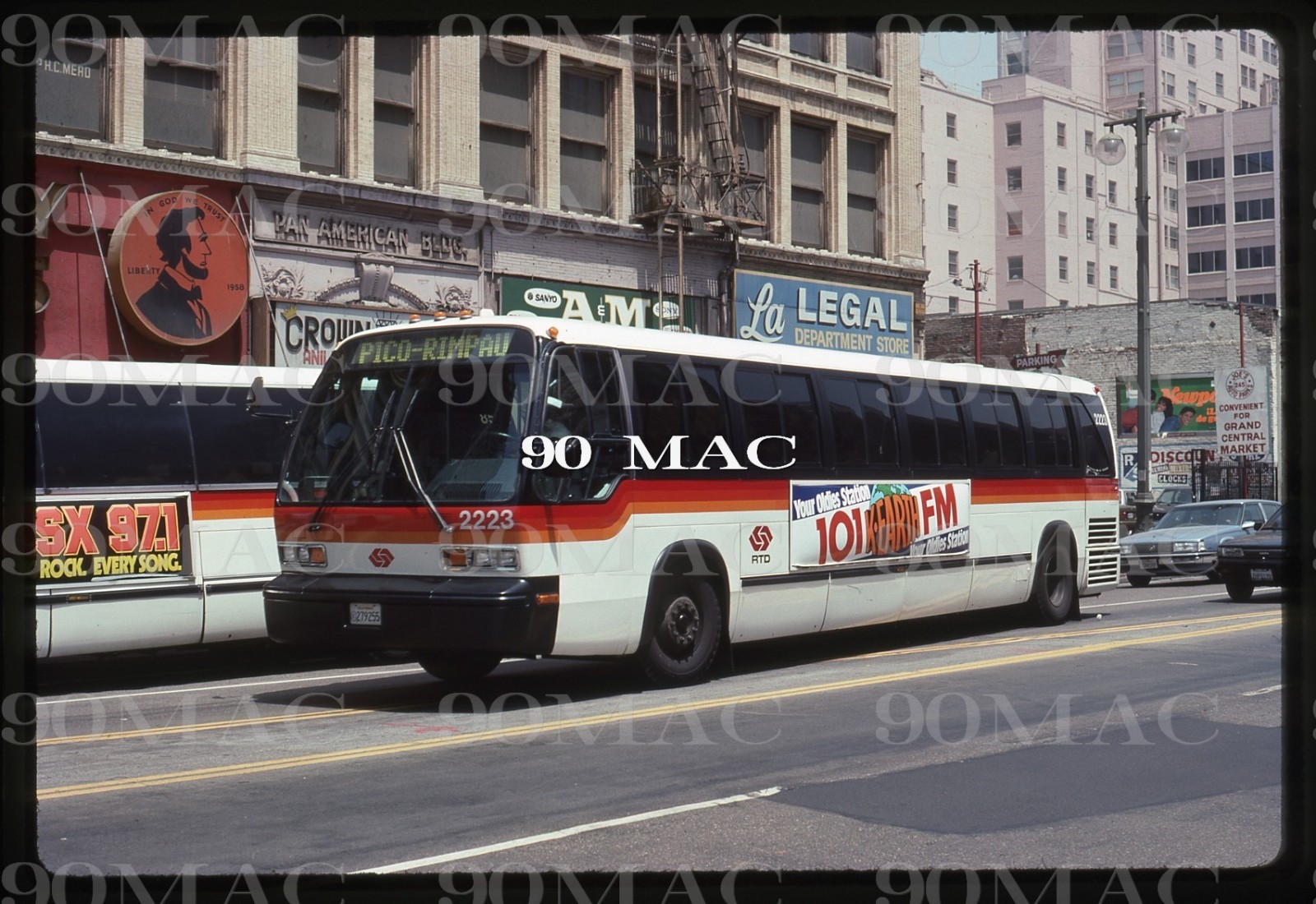 RTD-SCRTD. TMC RTS BUS #2223. Los Angeles (CA). Original Slide 1989.