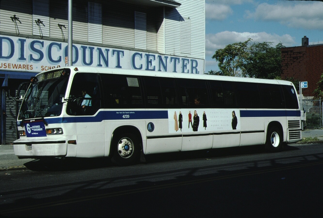 New York City Transit GM RTS Bus Kodachrome Original Kodak Slide