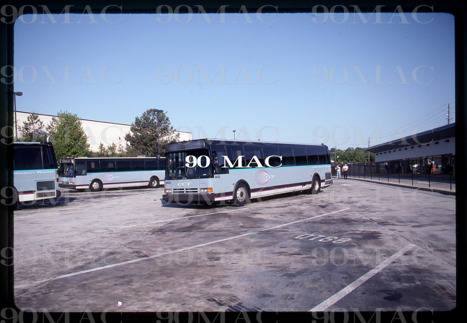 COBB COMMUNITY TRANSIT. FLXIBLE BUS #9425. Marietta (GA). Original Slide 1995.