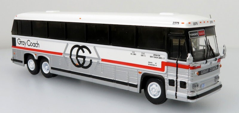 Iconic Replicas 1:87 MCI MC-9 Crusader II Intercity Coach: Gray Coach