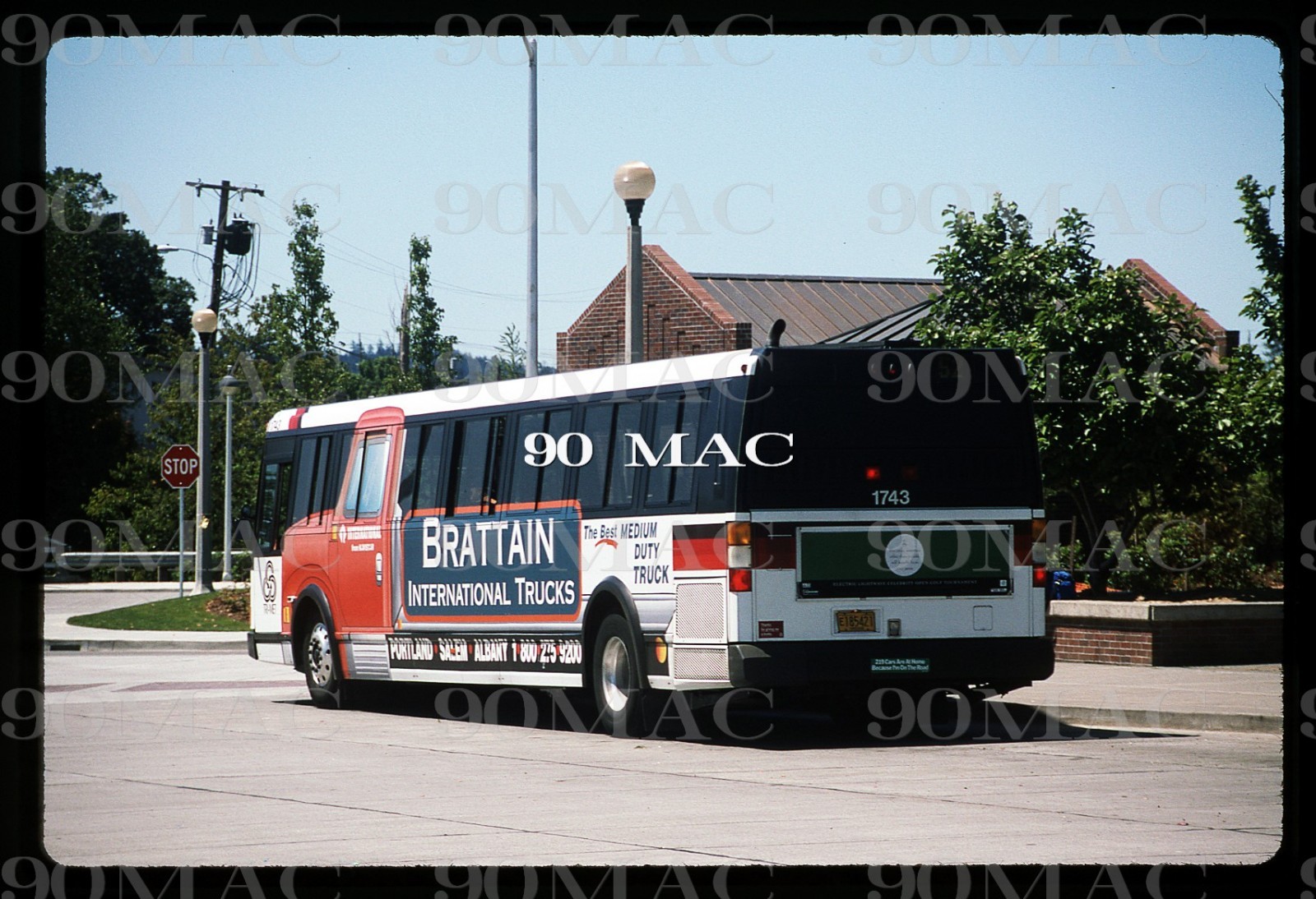 TRI-MET. FLXIBLE BUS #1743. Portland (OR). Original Slide 1996.