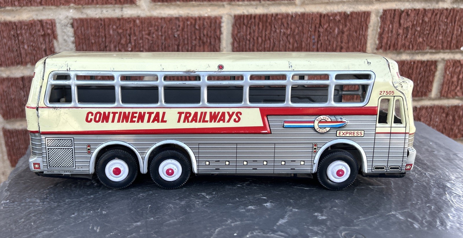 Vtg 1960s Continental Trailways Metal Friction 11 inch Bus Works Nice Condition