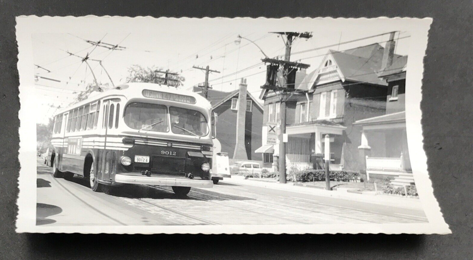 Trackless Trolley Bus Toronto Transit Commission TTC #9012 Lansdowne Photo
