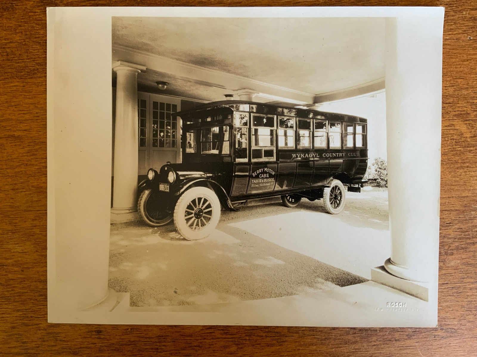 VTG 1910-20 Photo Wykagyl Country Club N.Y. Ford Taxis Bus Shuttle Rosh Photo
