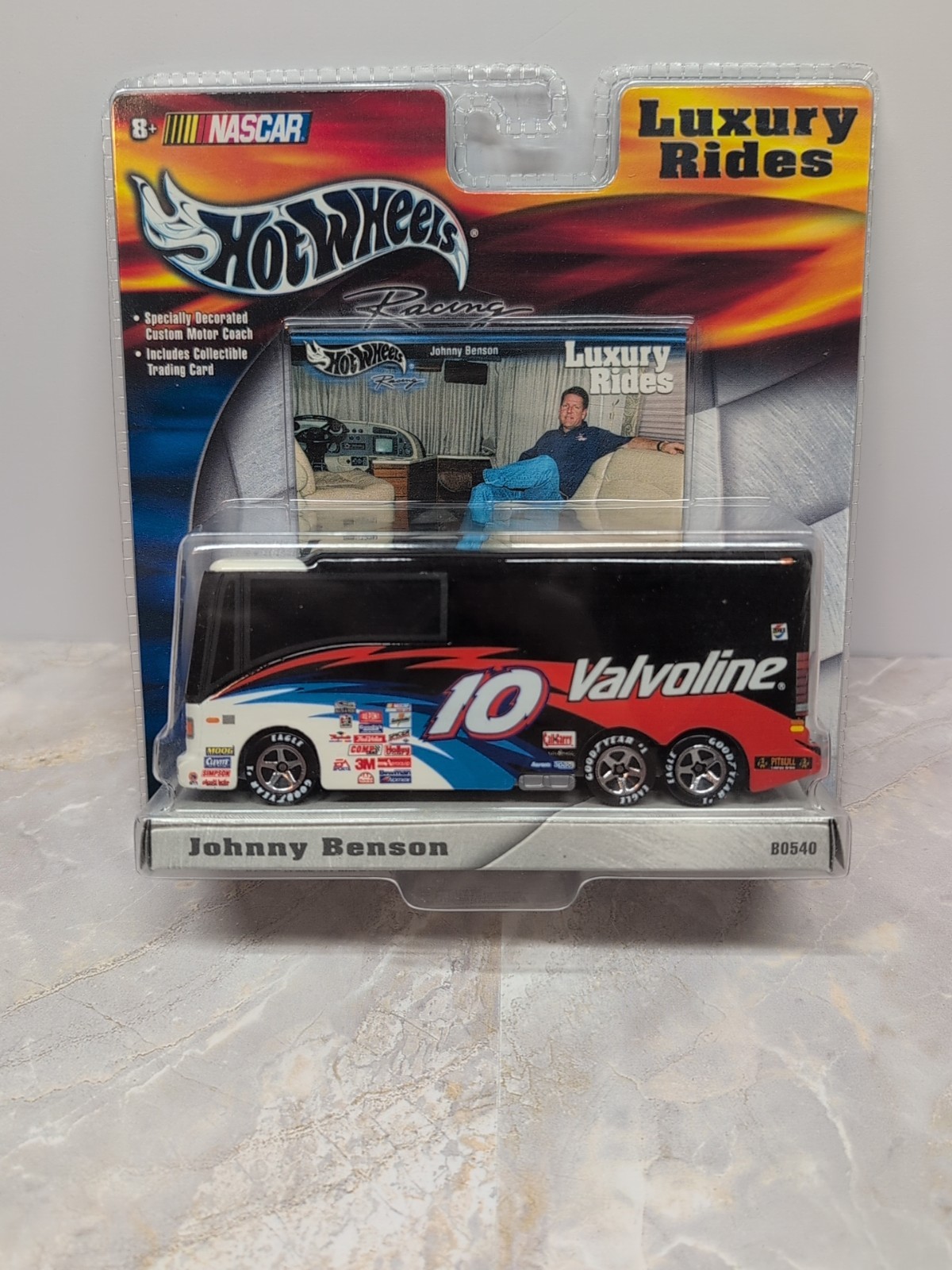 Vintage Hot Wheels Custom Motor Coach NASCAR Johnny Benson Luxury Rides B0540