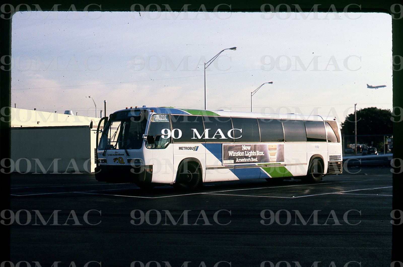 MIAMI-DADE TRANSIT. GM RTS BUS #1172. Miami (FL). Original Slide 1986.
