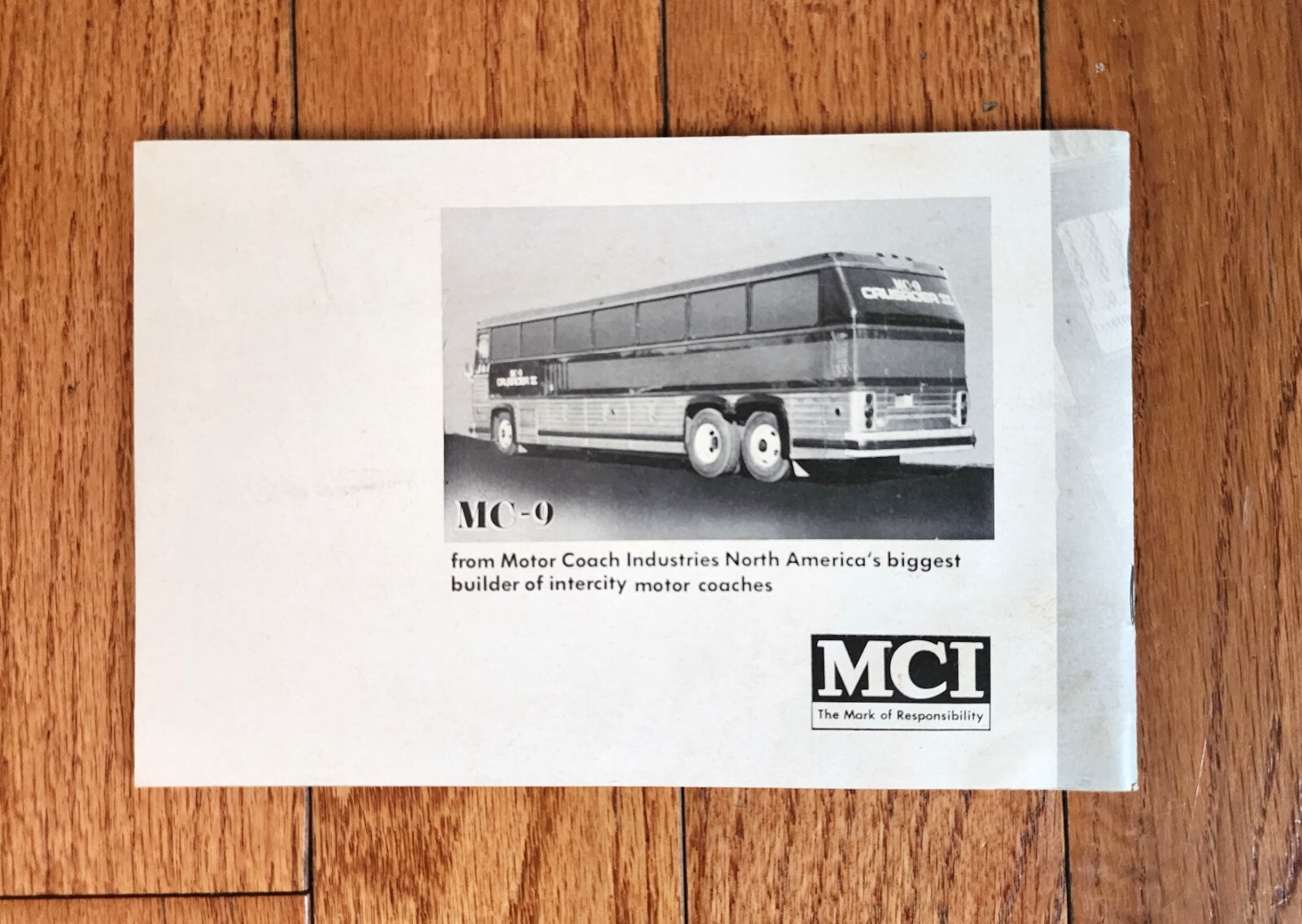 MCI MC-9 CRUSADER II DRIVER OPERATORS MANUAL NOVEMBER 1980