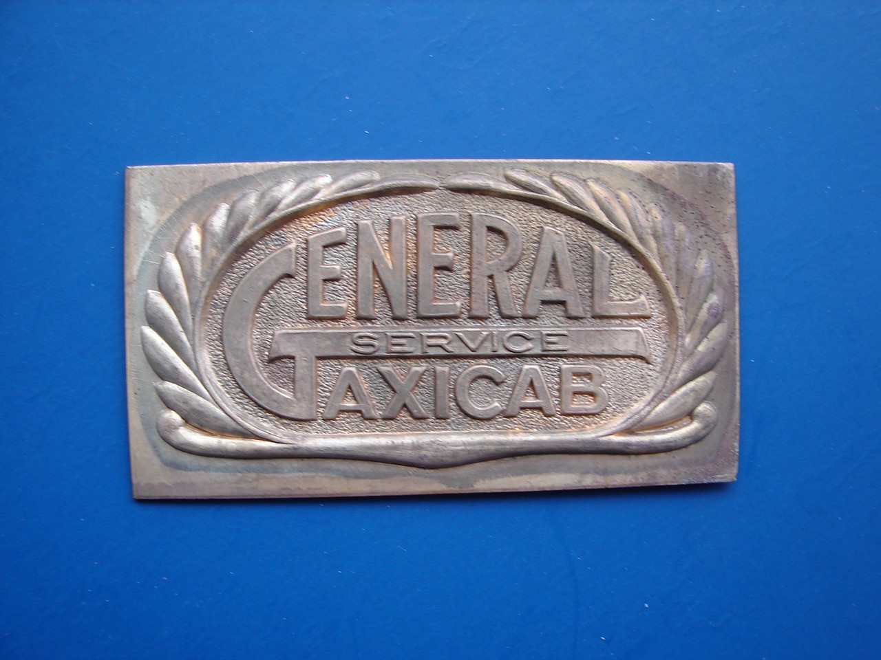Vintage 1940’s General Taxi Cab Service Company Metal Logo Badge Emblem 3″