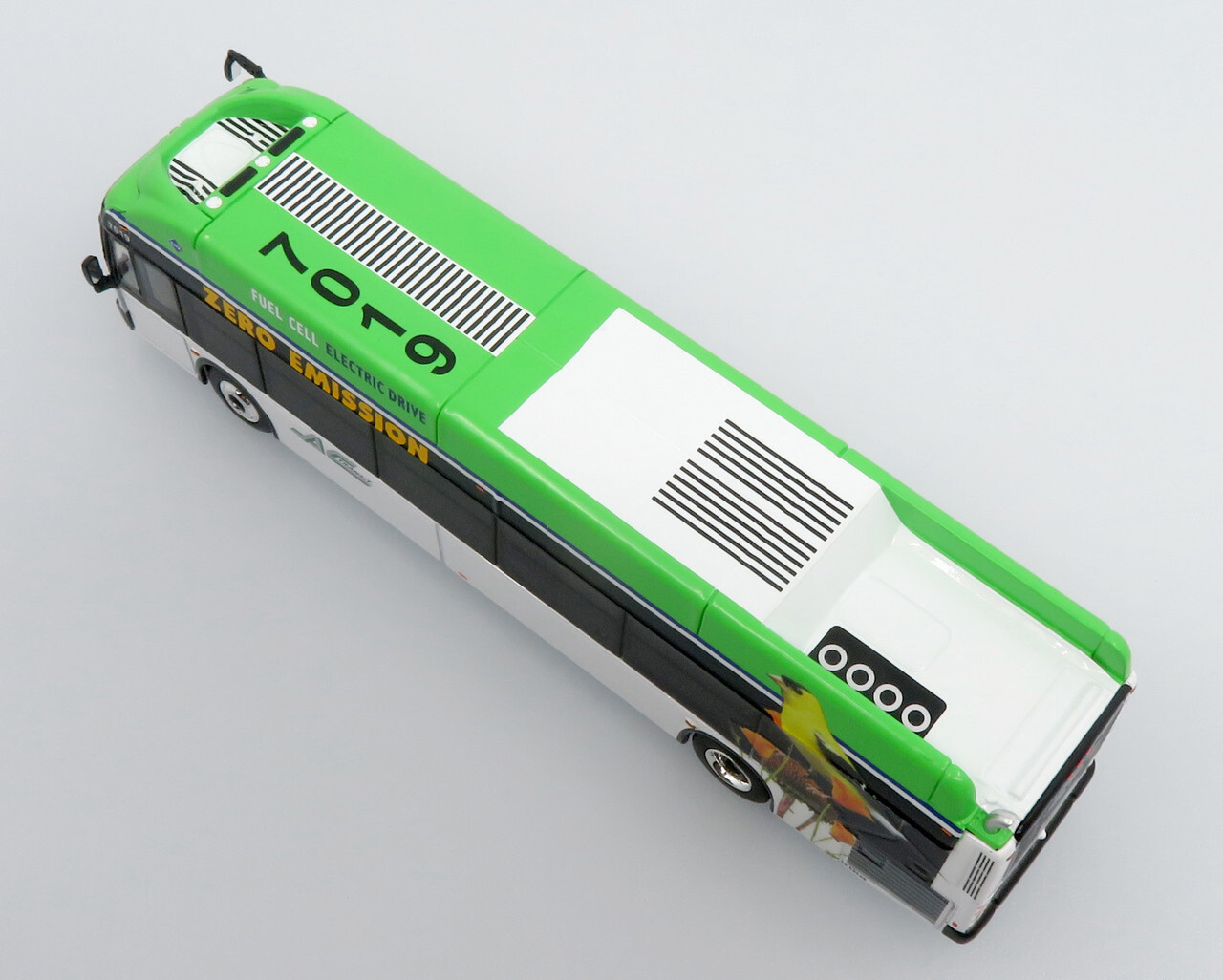 New Flyer Excelsior bus Electric Bus A/C Transit 1:87 Scale Iconic Replicas