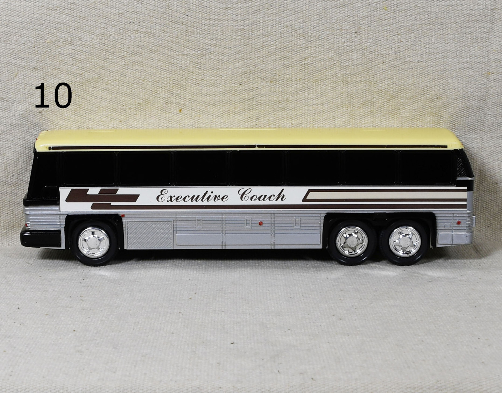 Jimson Bus Plastic Coin Bank Esecutive Coach No Box