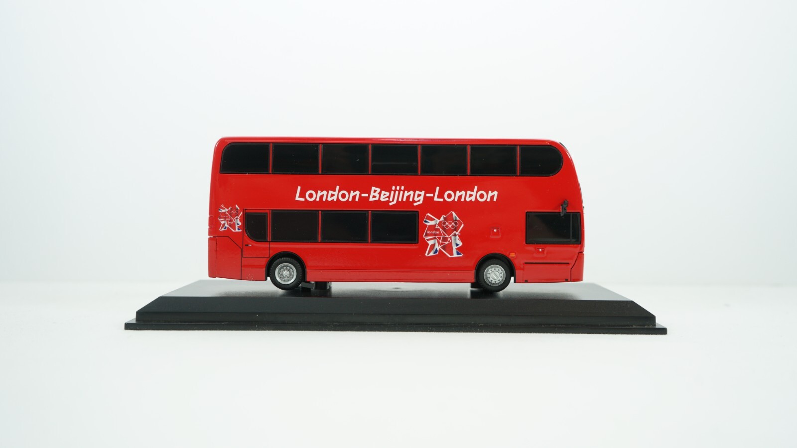 Corgi Omnibus 1/76 London – Beijing Olympic Handover D/Deck Bus OM 49801 HO7