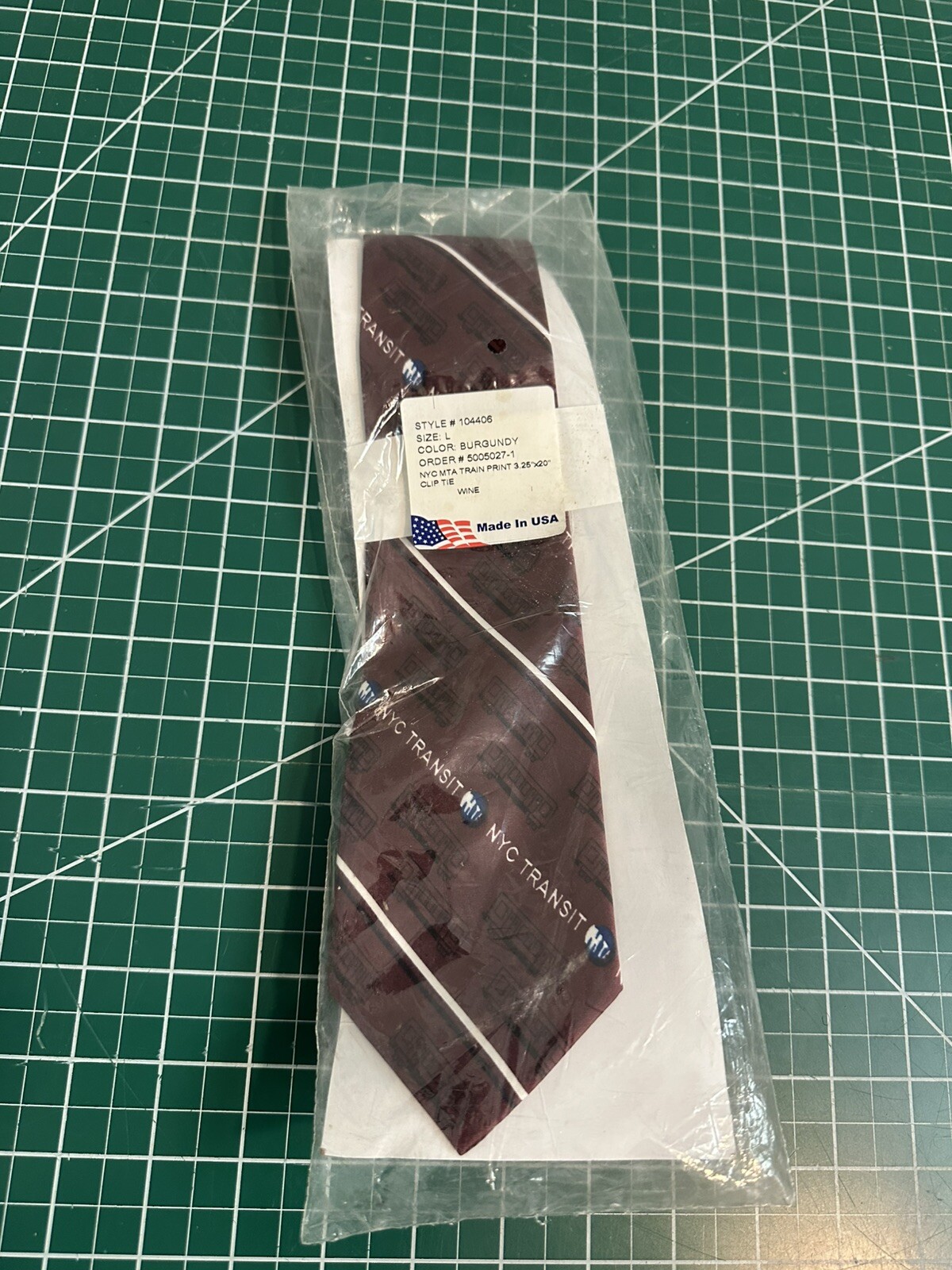 Vintage NYC Transit MTA Train Print Clip Tie 3.25″ X 20″ Made in USA NEW