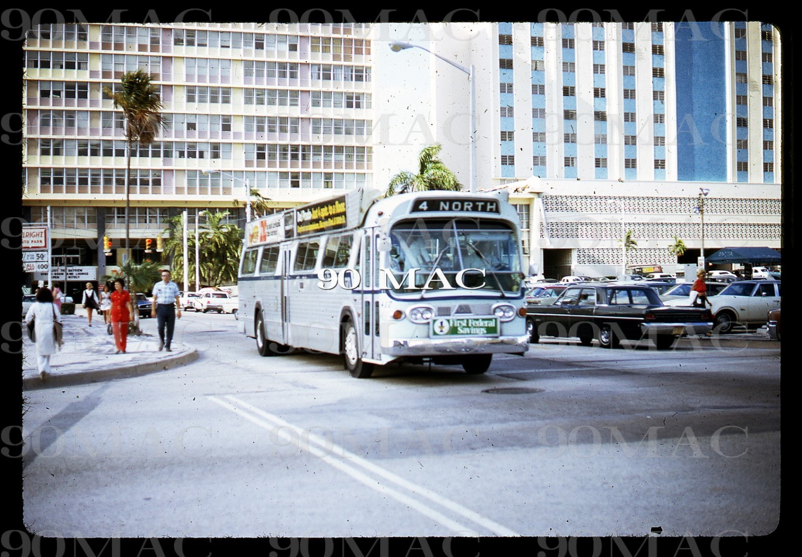 MIAMI-DADE TRANSIT. GM COACH BUS #417. Miami (FL). Original Slide 1972.
