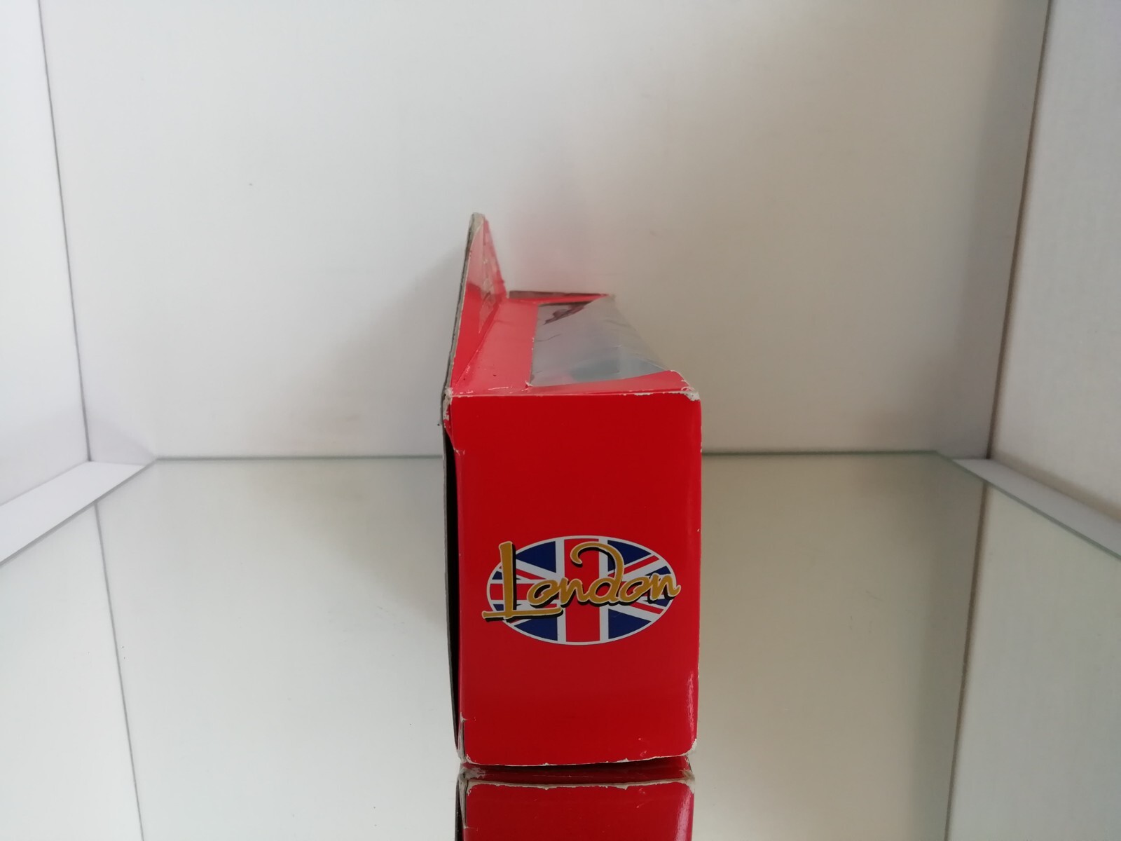 Elgate London Bus And Taxi Pencil Sharpeners Souvenir Near Mint in Box