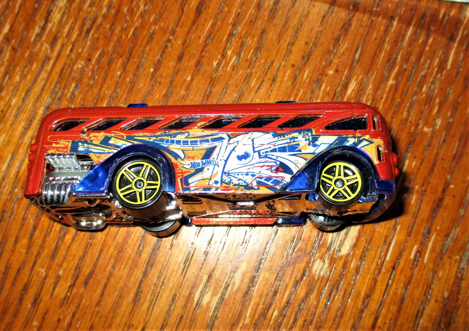2000, Hot Wheels, HW City Series Surfin’ School Bus, 1:64, Loose, Ages 3+, EUC