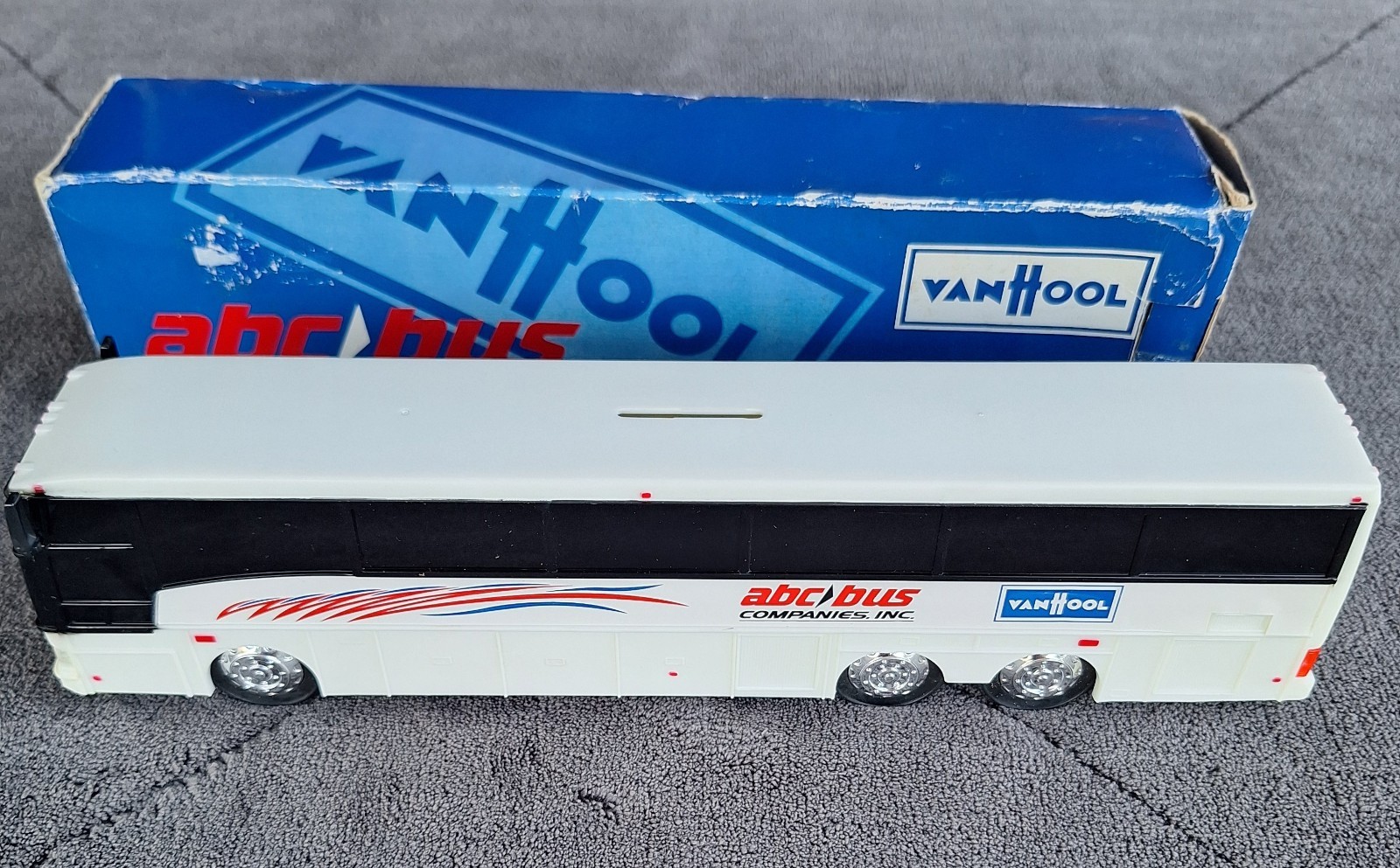 Vintage ABC / Bus Companies Inc. Vanhool Promo Bank New In Box 11″