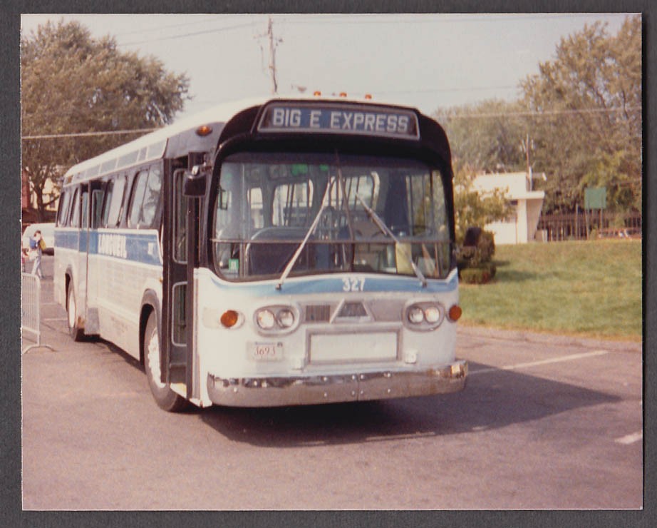 Longeuil Bus Lines Big E Express GMC #327 bus snapshot 1988