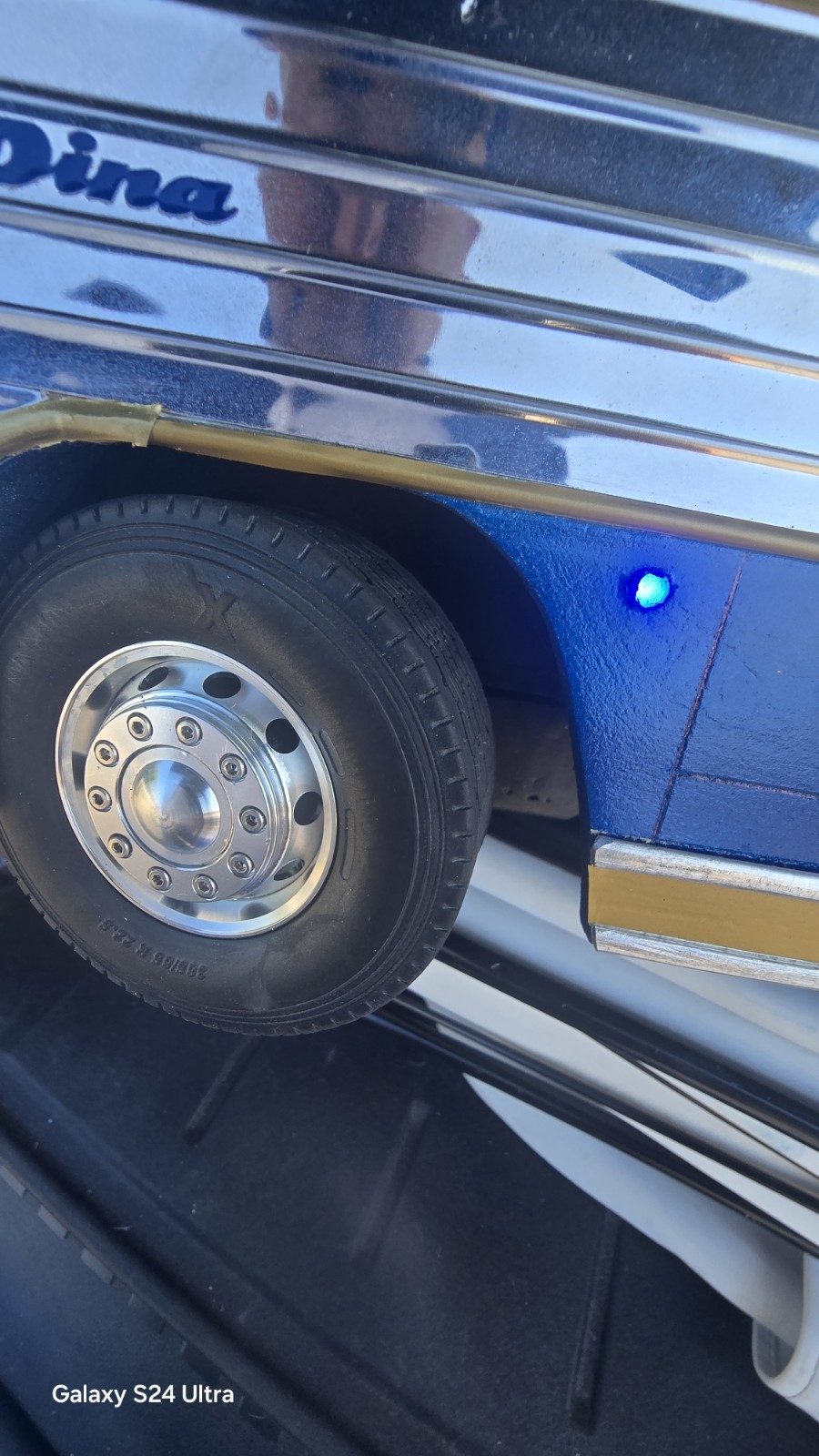 DINA BUS