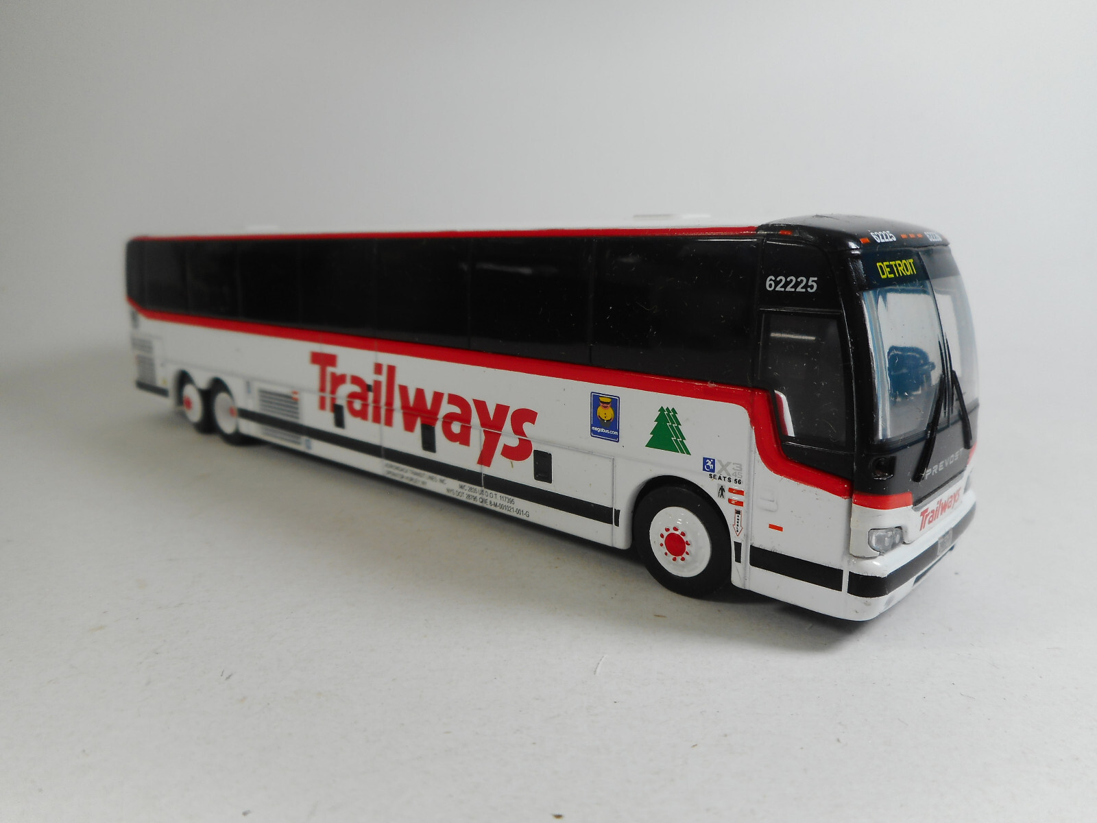 Iconic Replicas 1:87 Prevost X3-45 Bus Trailways USA