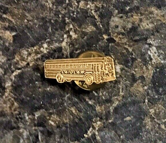 Laidlaw School Bus Gold Tone Metal Driver Mini-Pin 7/8″ Long