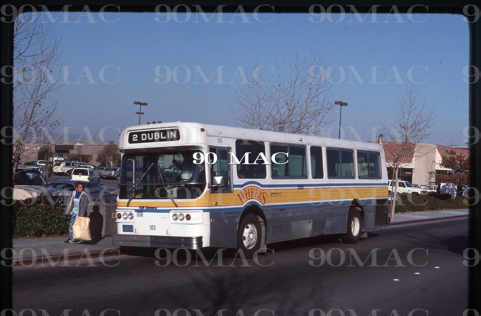 WHEELS-LAVTA. AM GENERAL BUS #105. Livermore (CA). Original Slide 1990. (A)