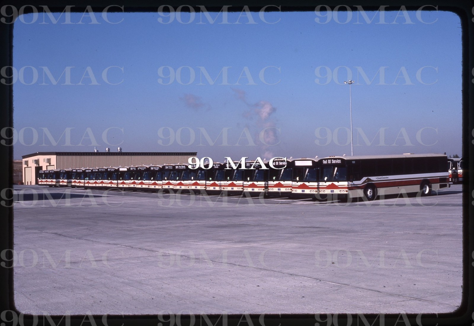 CCCTA. GILLIG BUS #122. Concord (CA). Original Slide 1982. YARD!