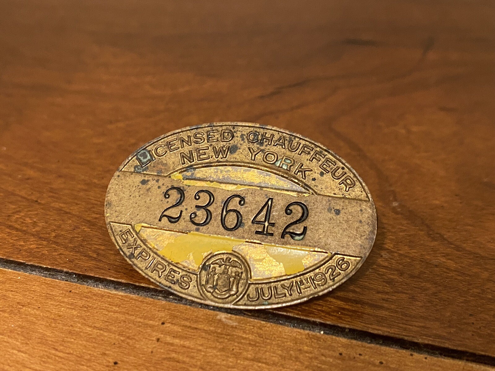 Antique 1926 New York Licensed Chauffeur Badge Low Number 23642
