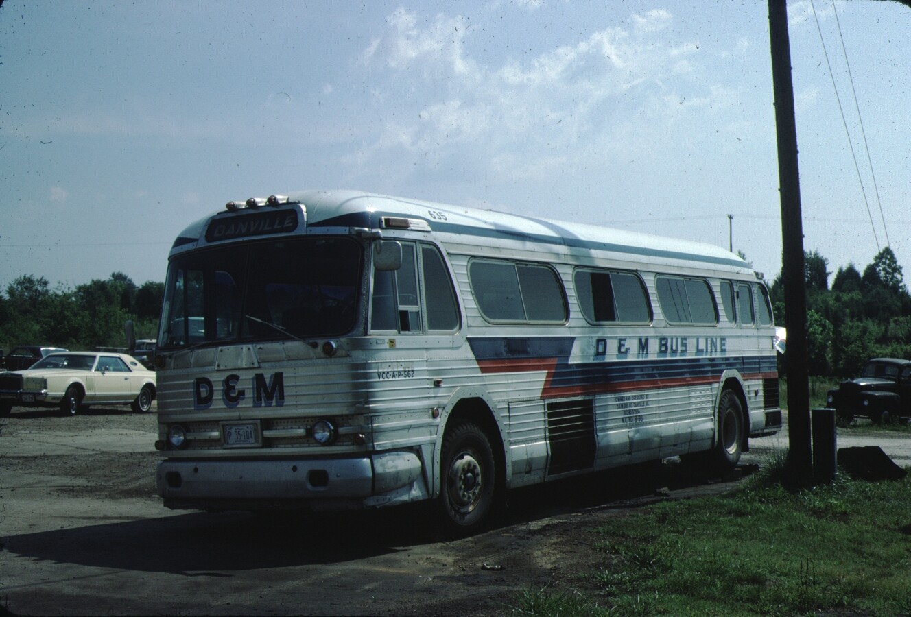 D&M Bus Line GM PD 4104 bus Kodachrome original Kodak Slide