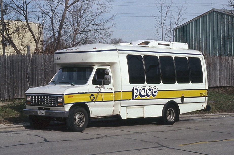 Transit Slides – Pace Bus Coach #4053 Westmont Illinois 1990 Chicago Line Photo