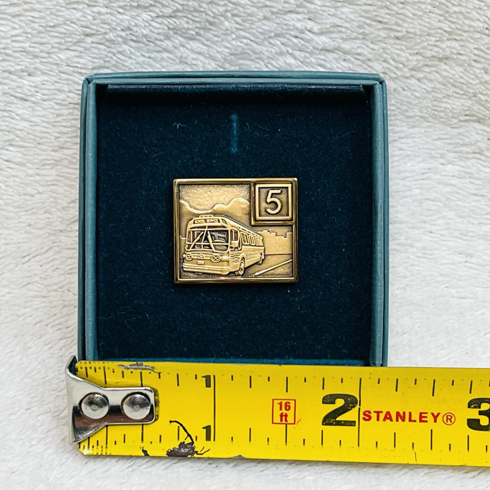 Vtg Sacramento RT Bus Transit 5 Yrs Employee Service Award Bronze Pin Pinback CA