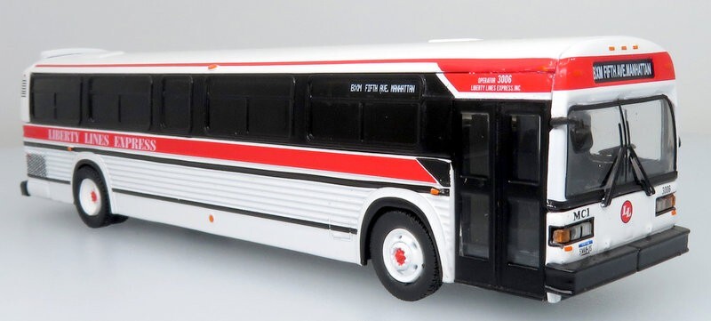 Iconic Replicas 1:87 MCI Classic Suburban Bus: Liberty Lines Express