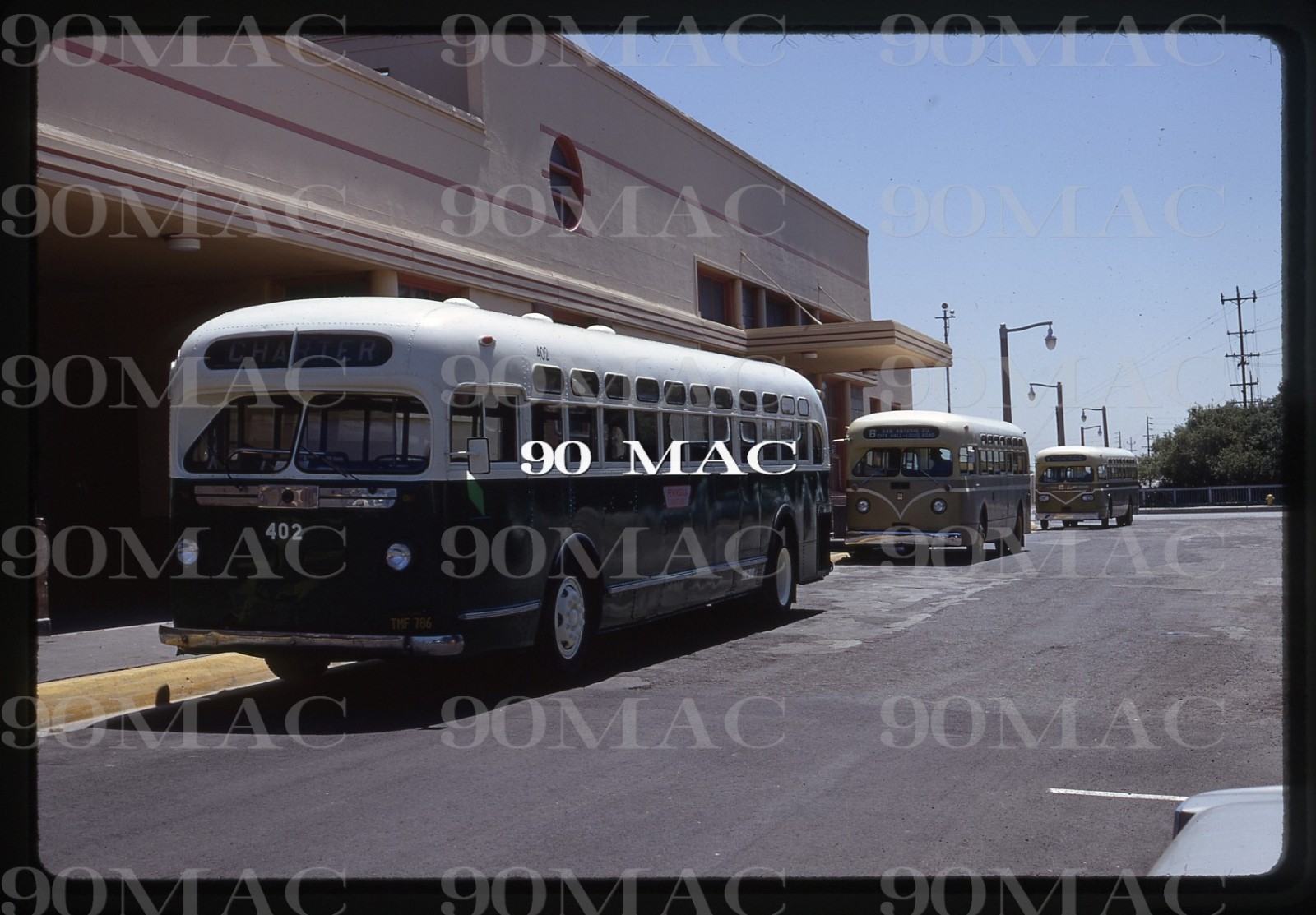 PENINSULA TRANSIT. YELLOW COACH #402. Palo Alto (CA). Original Slide 1970. (D)