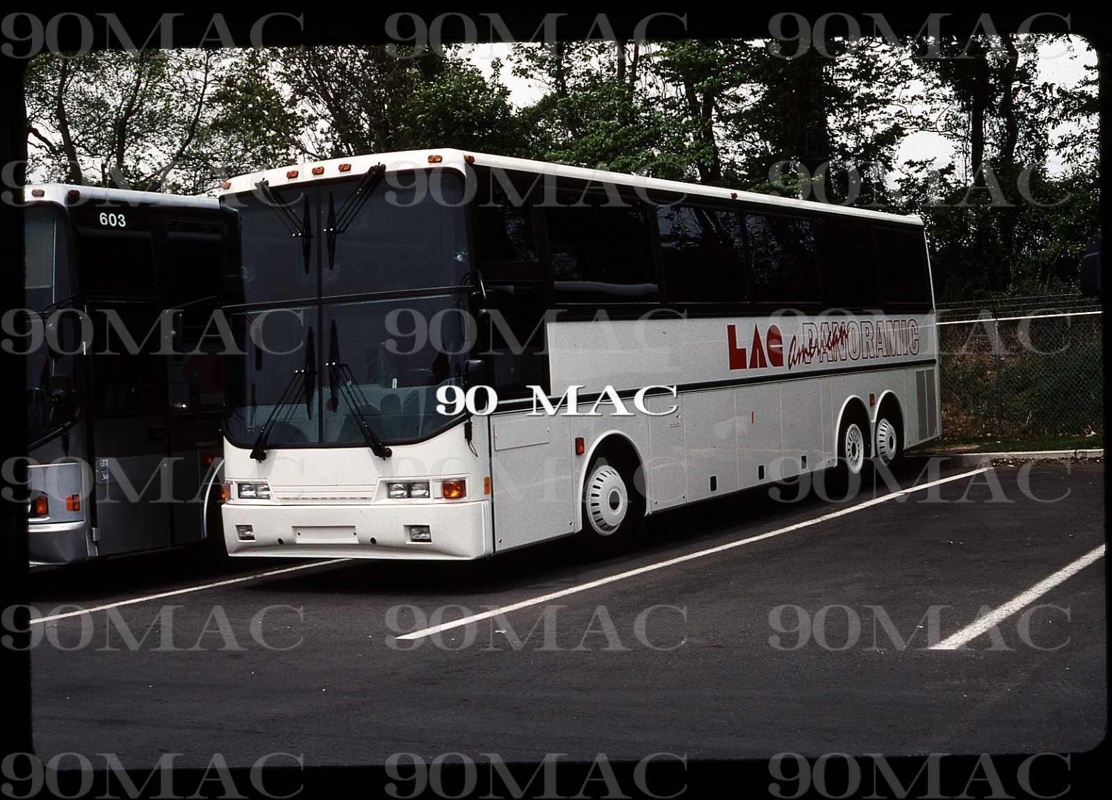 LAG. DEMO BUS. Original Slide 1990.