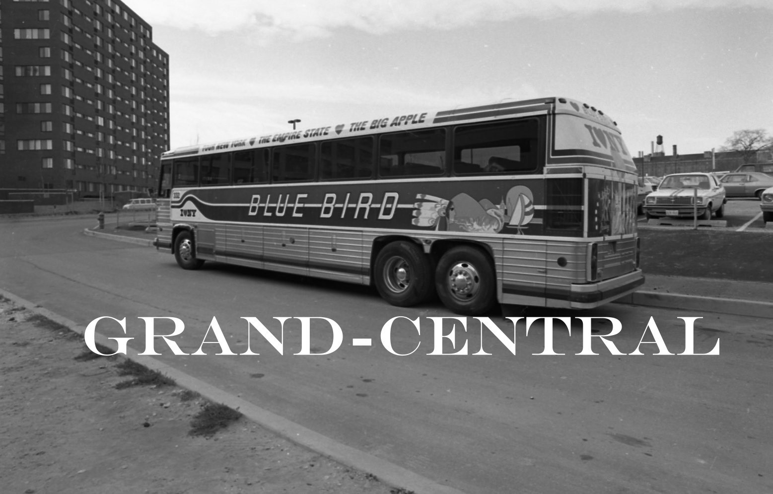 ORIGINAL BLUE BIRD BUS NEGATIVE MCI BUS #332 NEW YORK –