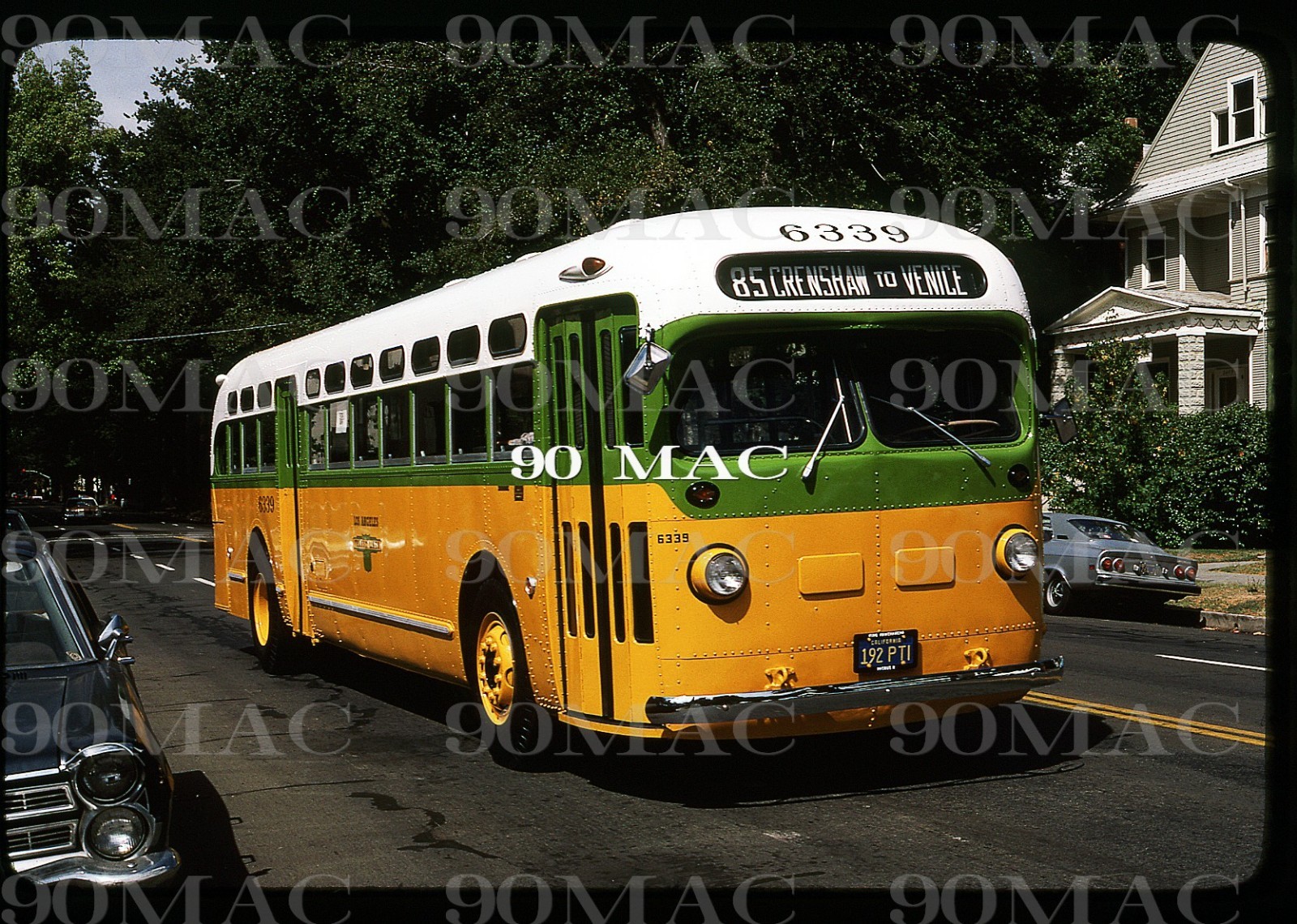 LATL. GM COACH BUS #6339. Sacramento (CA). 2 Original Slides 1977. MENDES (U-V)