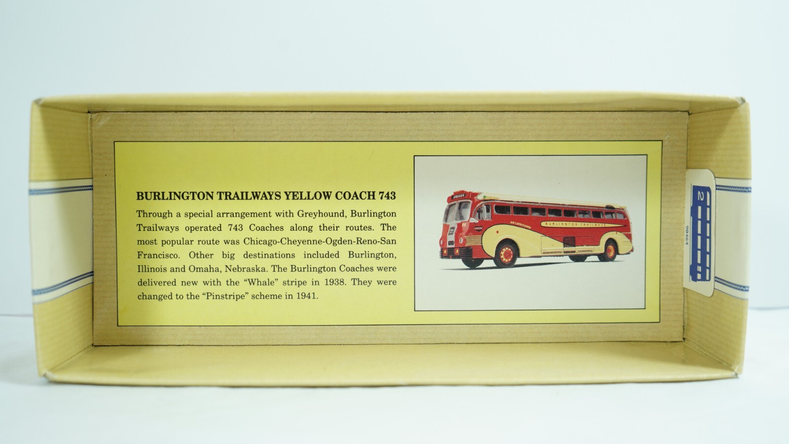 Corgi Diecast 1/50 Yellow Coach 743 Burlington Trailway Item 98464 NEW B8