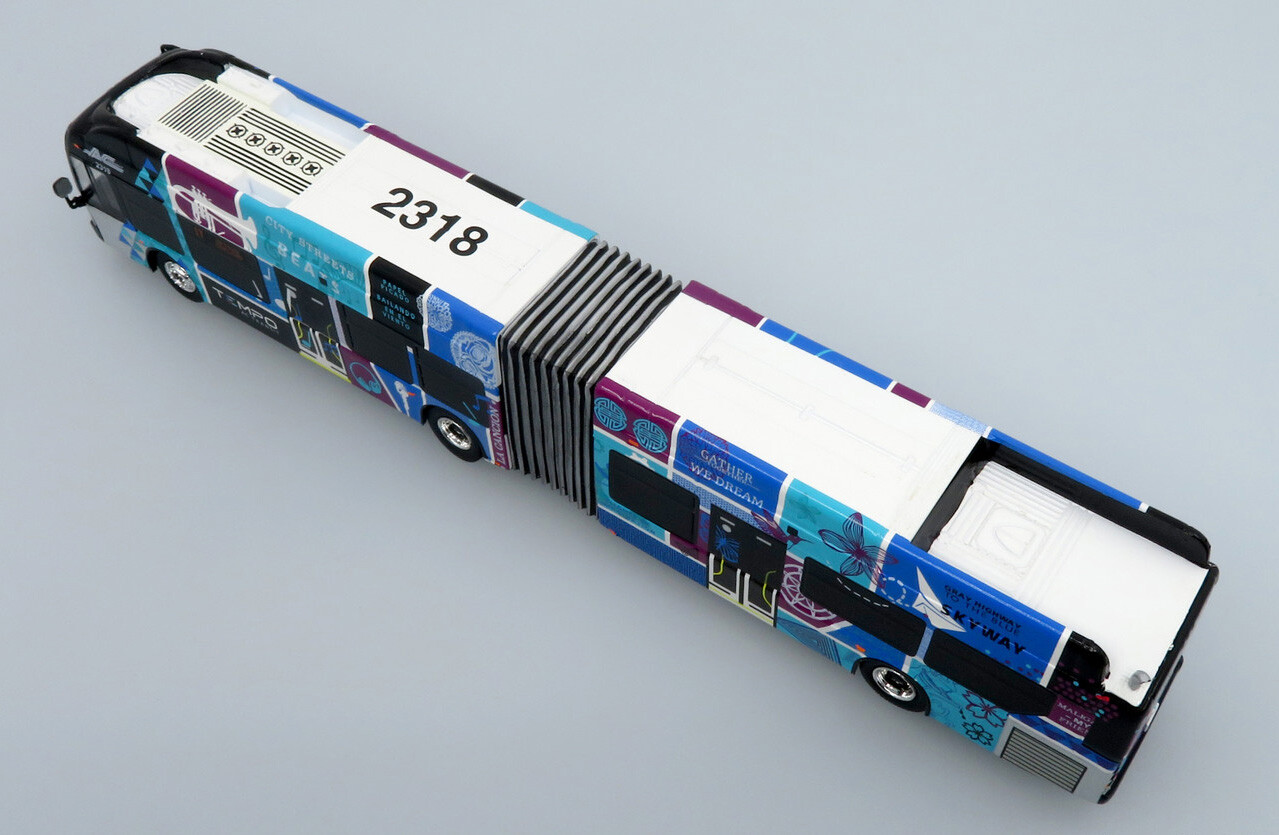 New Flyer Xcelsior Articulated Bus AC Transit Transpo 1:87 Scale Iconic Replica