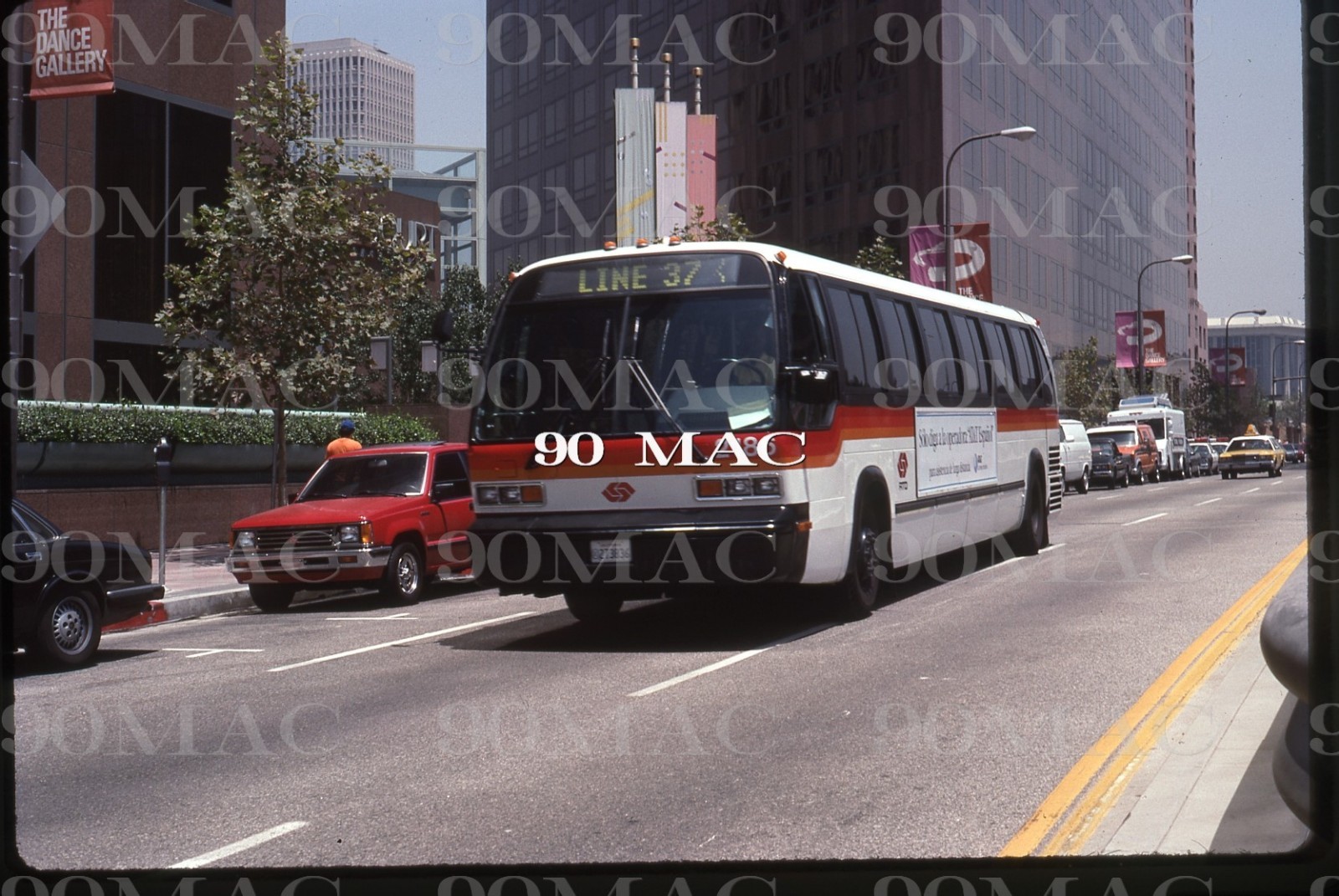 RTD-SCRTD. TMC RTS BUS #2186. Los Angeles (CA). Original Slide 1989.