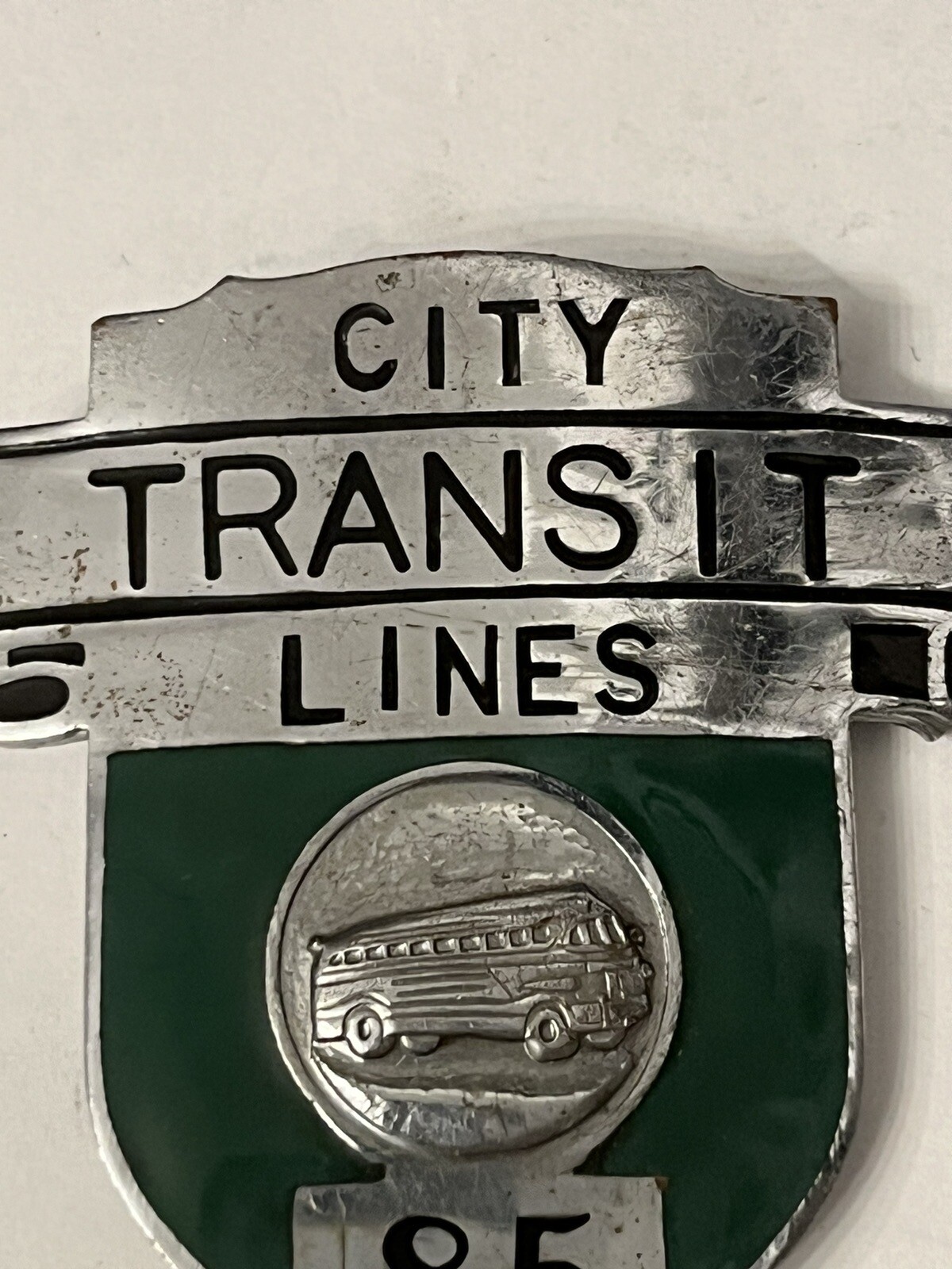 RARE 🇺🇸 1930s-40s VINTAGE CITY TRANSIT LINES BUS DRIVER HAT BADGE # 85 LQQK